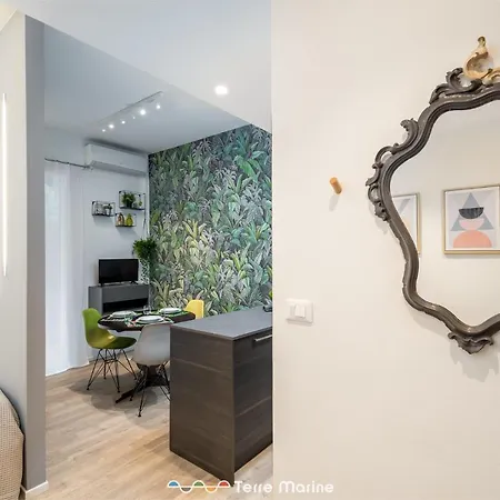 아파트 14, Terre Marine *