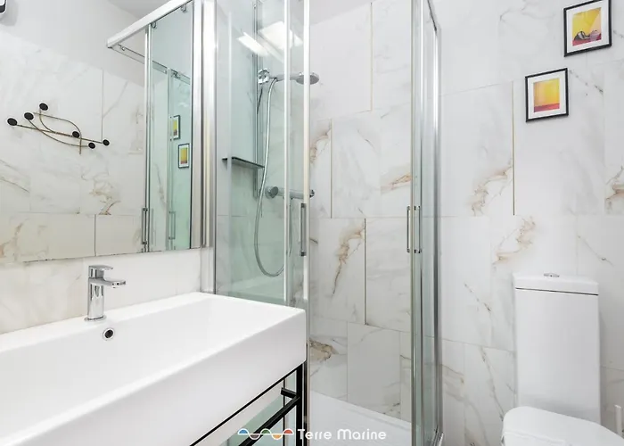 14, Terre Marine Apartman